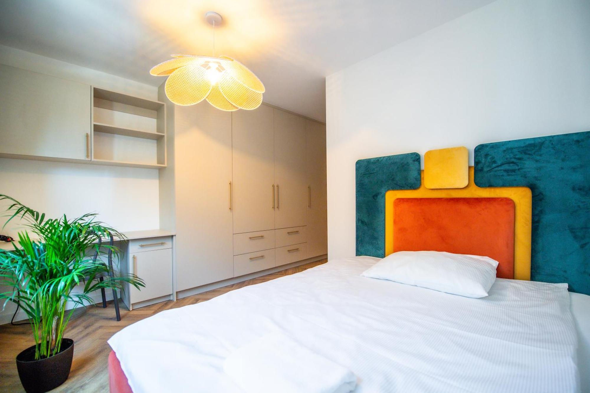 Apartament Mikolowska Z Balkonem Gliwice Bagian luar foto