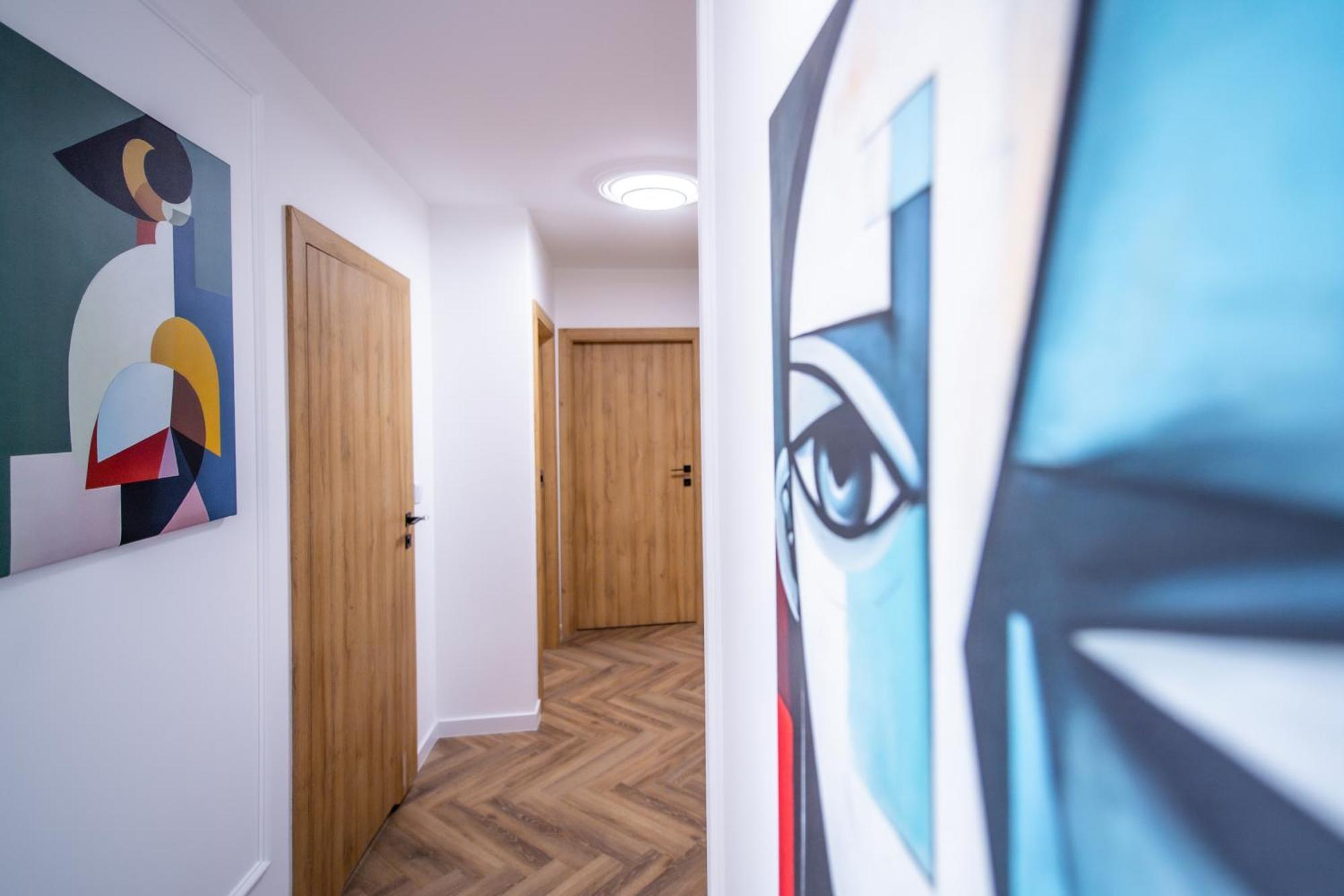 Apartament Mikolowska Z Balkonem Gliwice Bagian luar foto