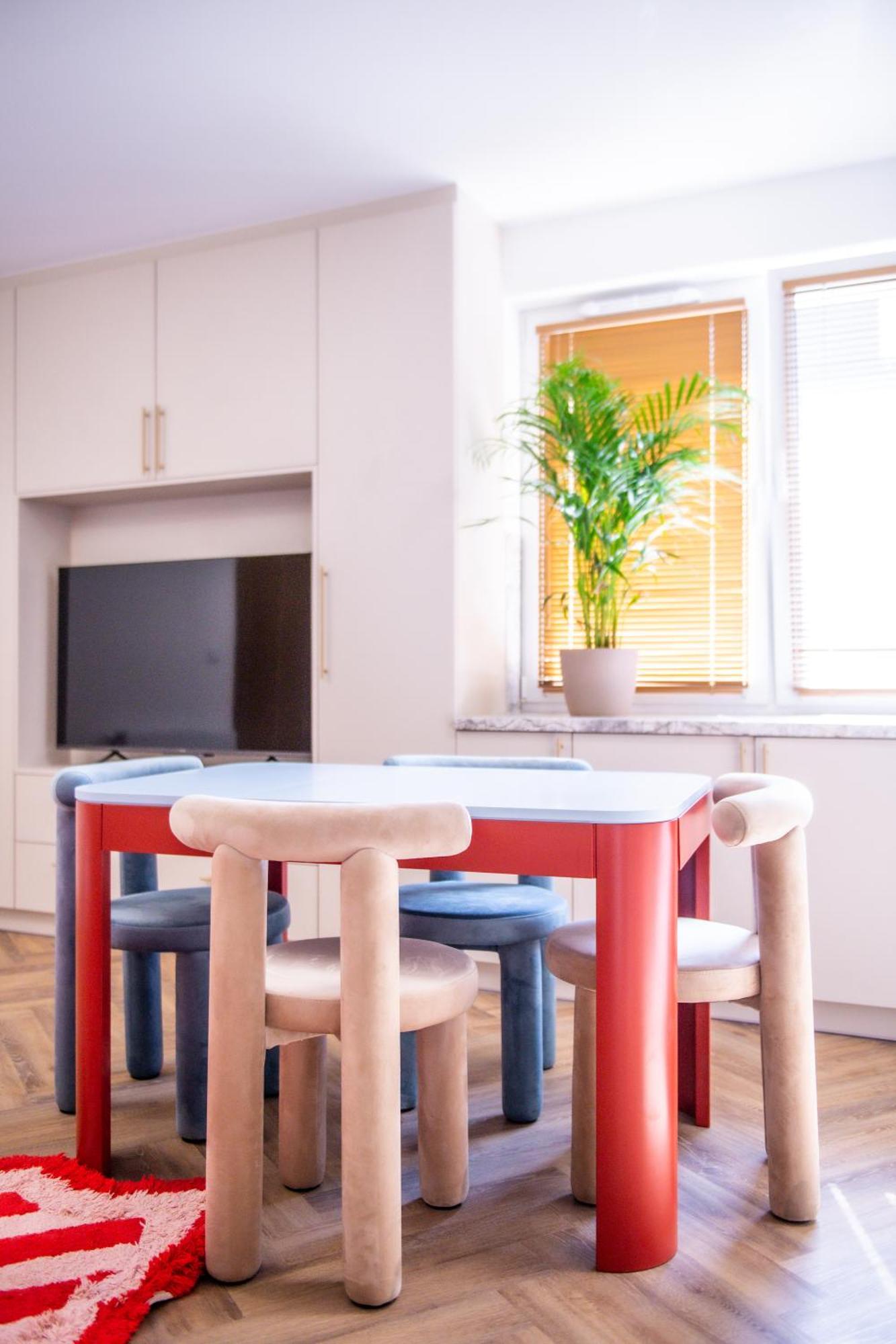 Apartament Mikolowska Z Balkonem Gliwice Bagian luar foto