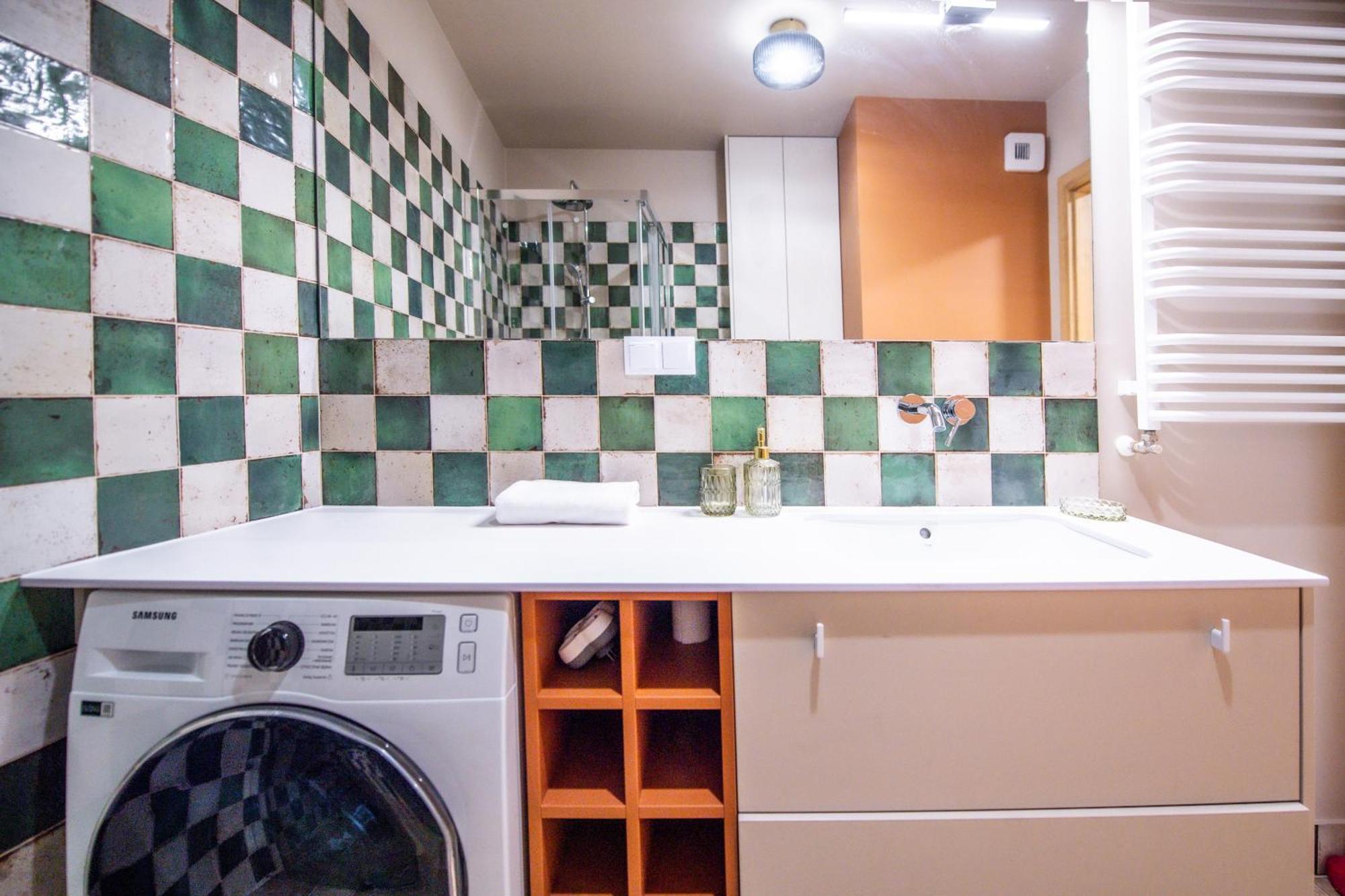Apartament Mikolowska Z Balkonem Gliwice Bagian luar foto